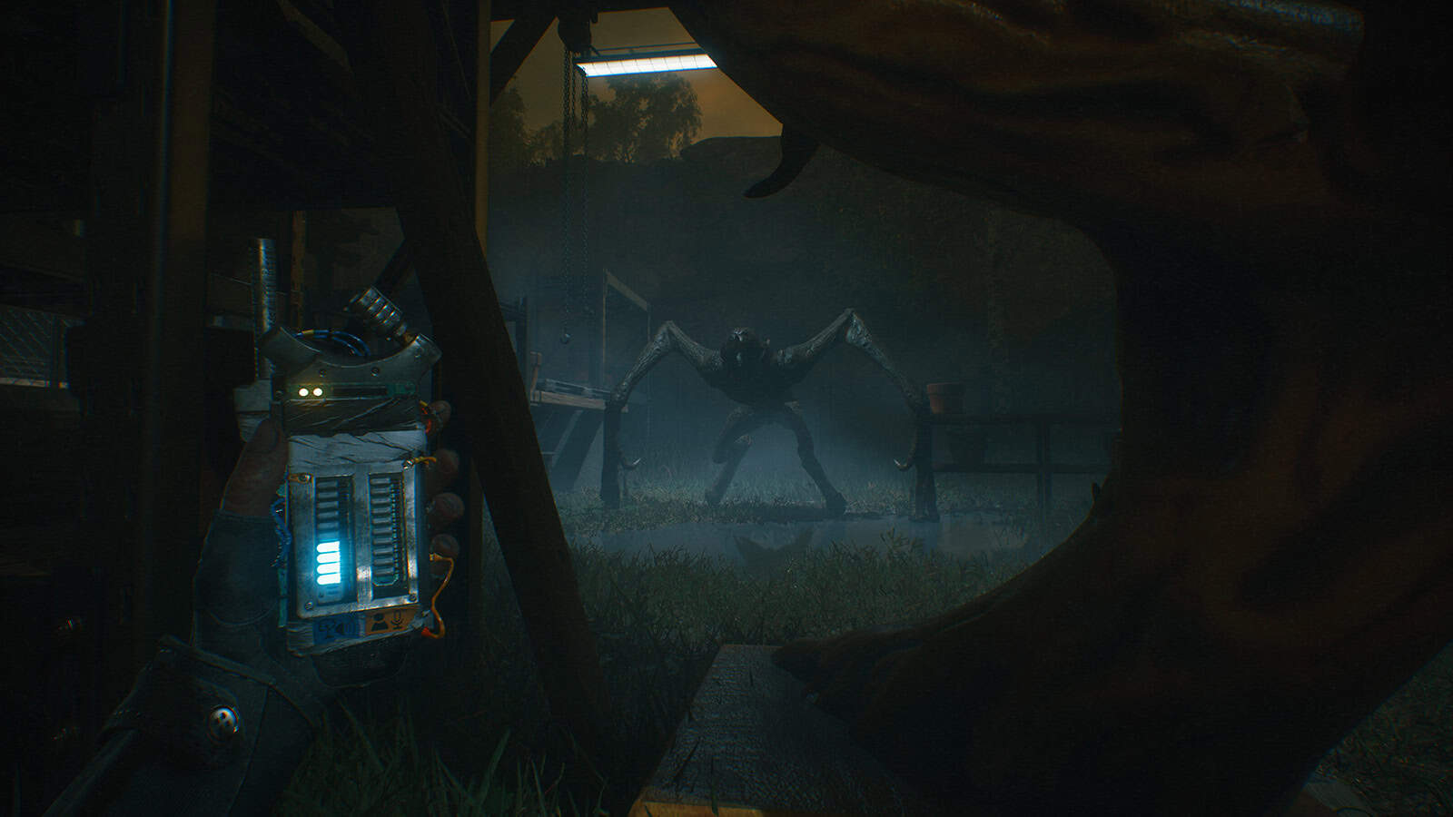 A screenshot of A Quiet Place: The Road Ahead showing one of the franchise's terrifying creatures in a building with the game's protagonist. 